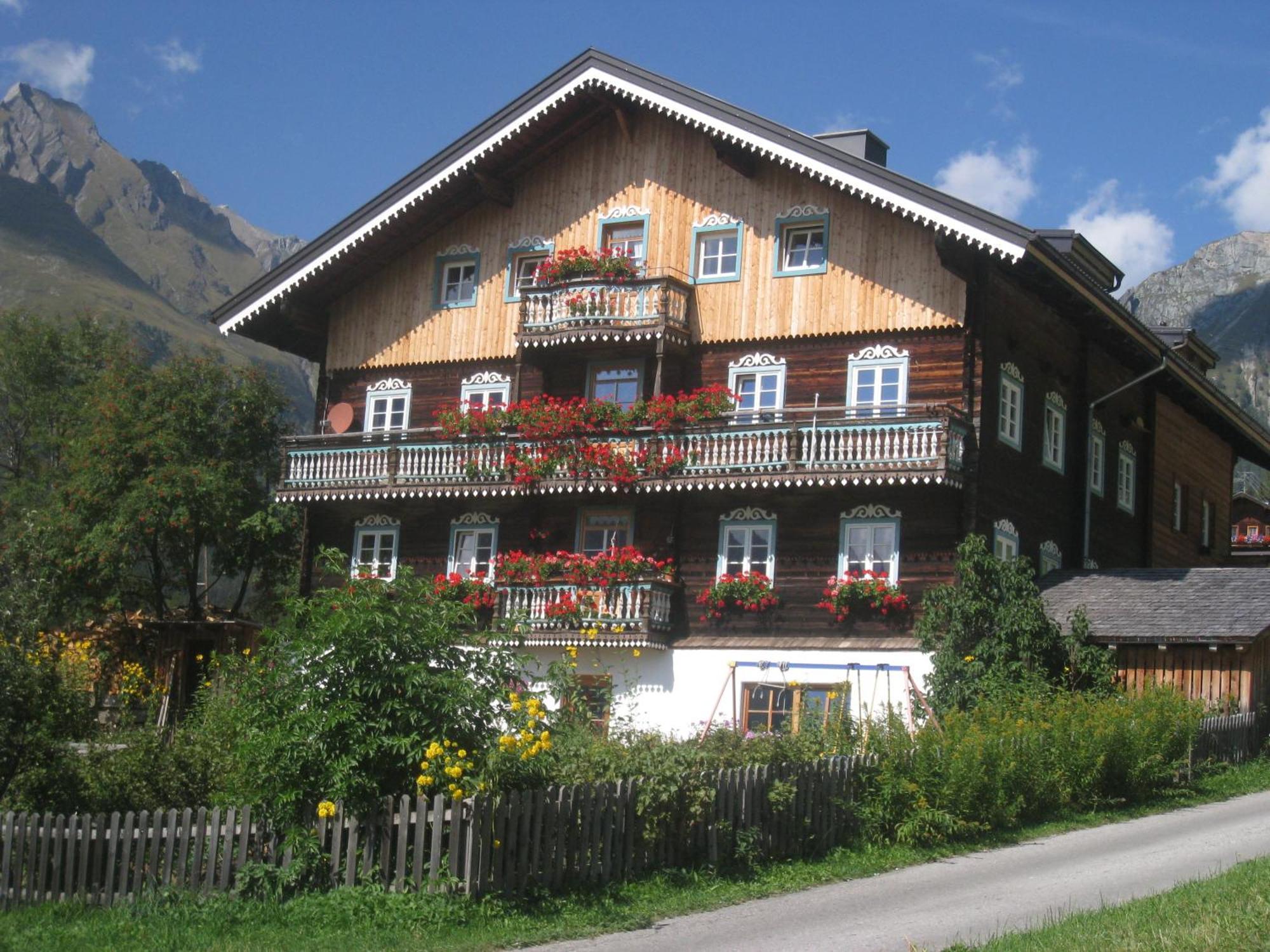 Апартаменты Haus Ursula Кальс-ам-Гросглоккнер Экстерьер фото
